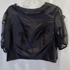 Butterfly sleeve, black cropped top.  Sz M.  No tags on this top. EUC